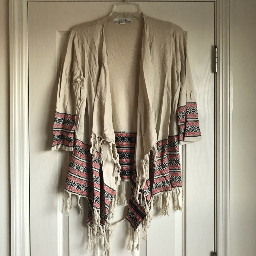 💛Forever 21 Open Fringe Cardigan